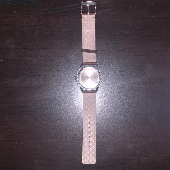 Authentic Gucci Watch - Picture 2 of 6